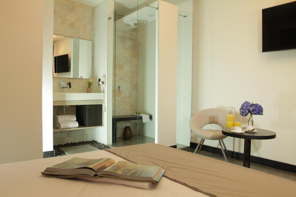 Hotel 47 Medellin Center الغرفة الصورة